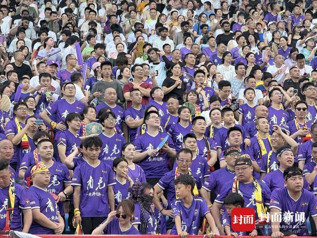 今晚，一大批A股公司宣布：回购、增持