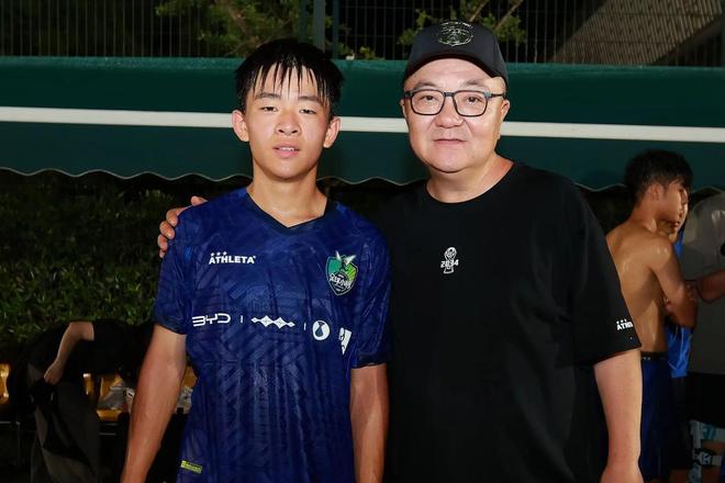 李沂泽年龄造假非独一份？媒体人曝存疑名单，杨鸣杜锋卢伟均在列