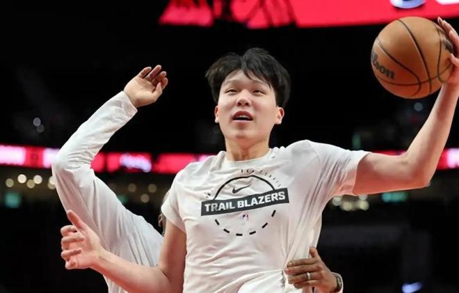 小卡缺阵猛龙真核12中0，鲍尔15+8华子26分，森林狼屠龙夺三连胜
