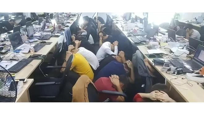 世界女排联赛土耳其站:中国女排3比2逆转德国女排 取得首胜