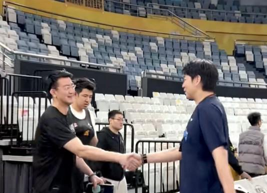 CBA：江苏提前续约庞峥麟，广东男篮再夺冠，徐昕确定登录海外联赛，广厦成功续约布朗