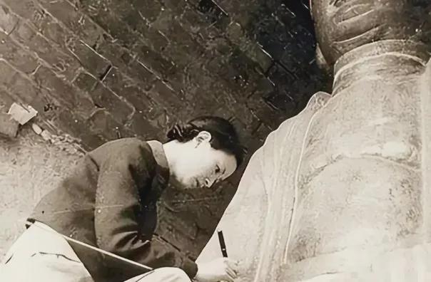 约克:曾建议曼联花1亿英镑打包奥利塞和埃泽,但当时没人听